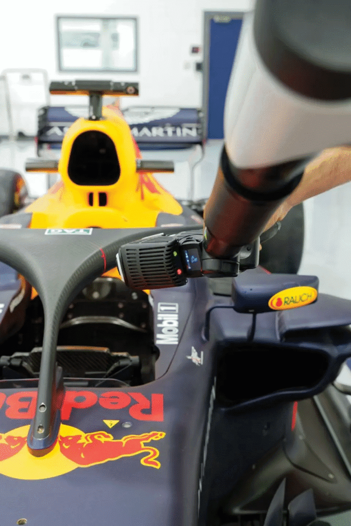 Hexagon Absolute Arm 7-Axis Red Bull Racing